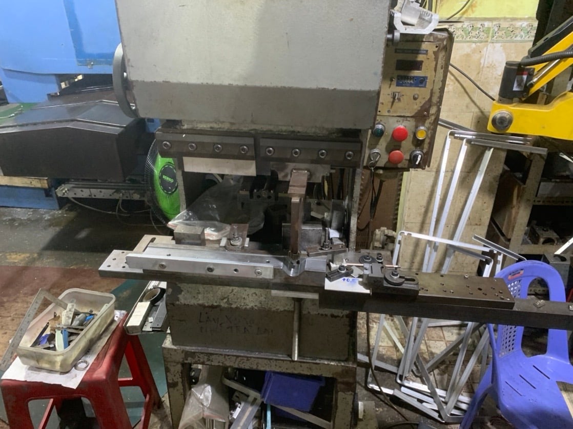 Bending machine 2